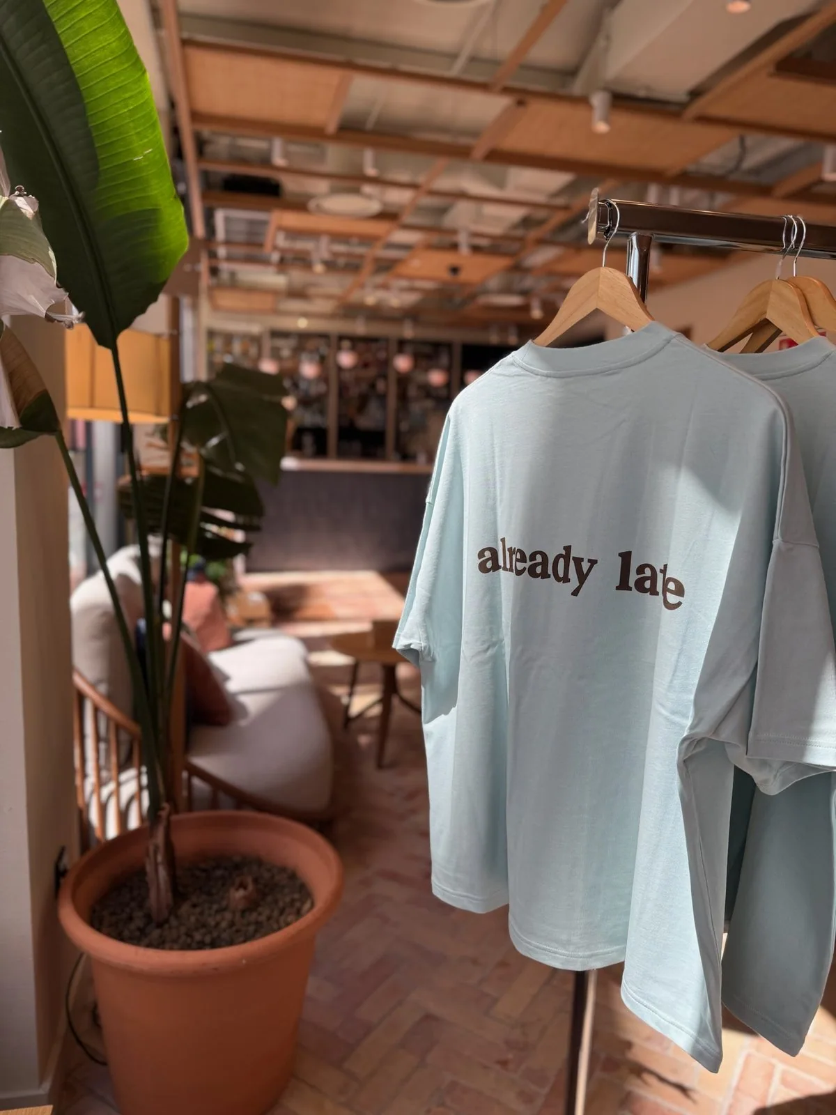 La colección de Already Late presentada en el Hotel Ocean Drive de Sevilla
