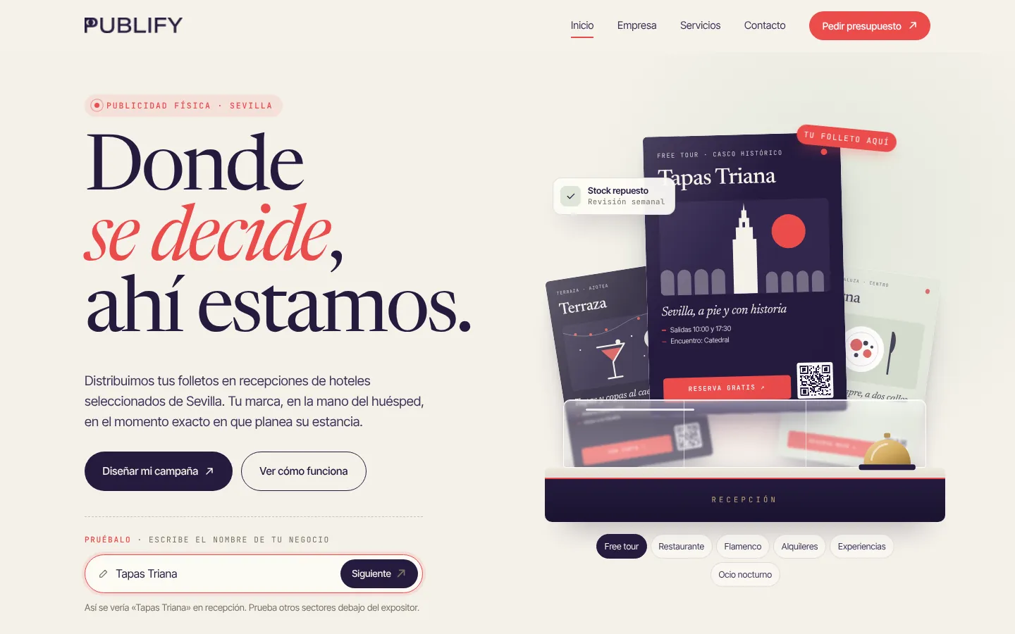 La portada: el visitante escribe el nombre de su negocio y lo ve en el expositor.